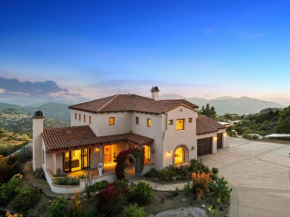 Mediterranean Haven with Views in Escondido